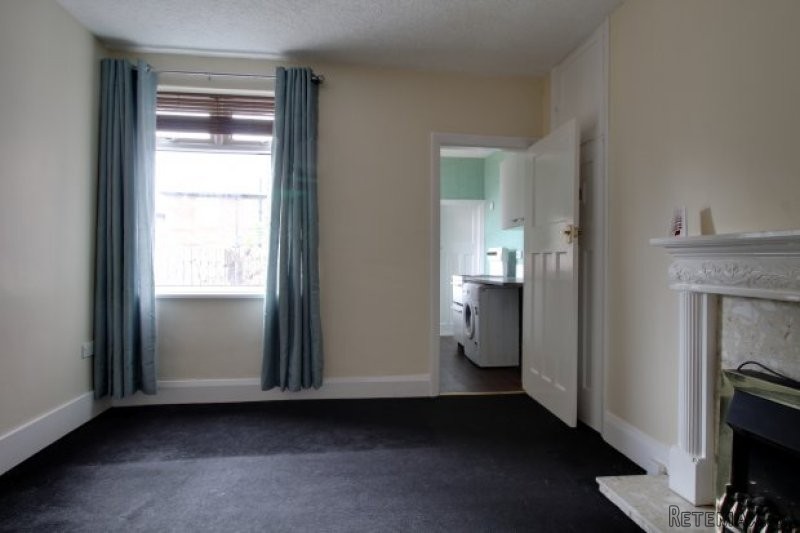 2 bedroom, Flat house for sale - 2