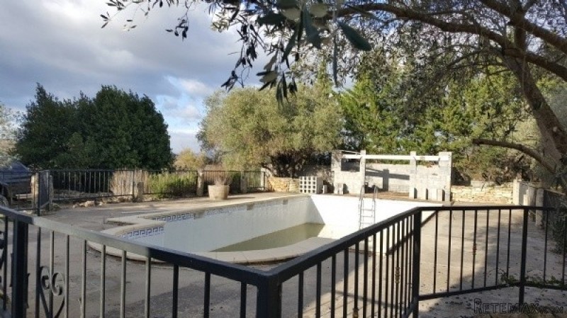 Single Storey Villa And A Gite On 3.028.. - 2