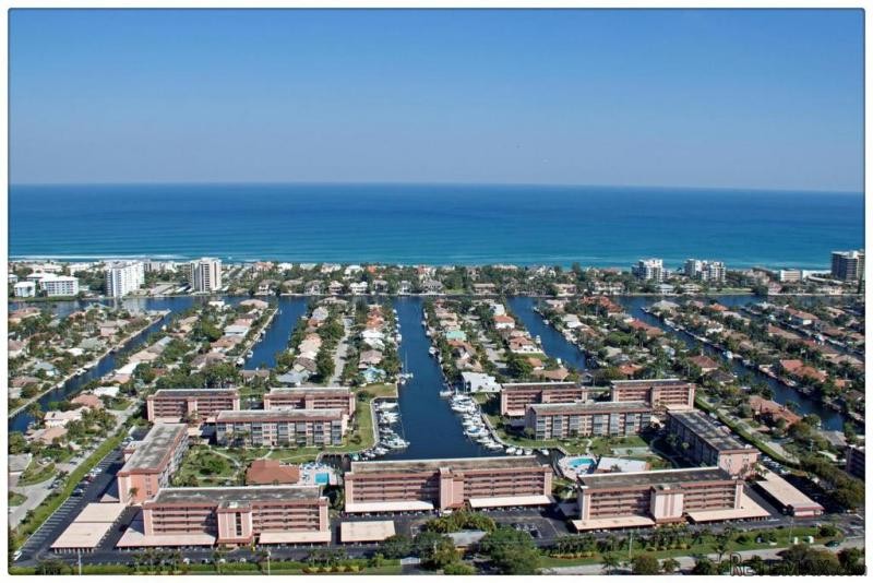 910 Dogwood Dr #146, Delray Beach, FL -..