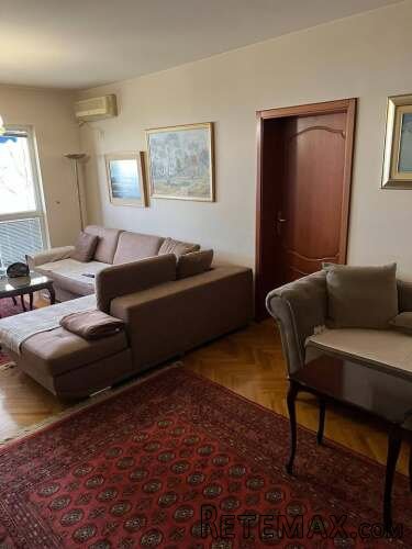 Trosoban stan, Bar(centar), 340.000Eur - 3