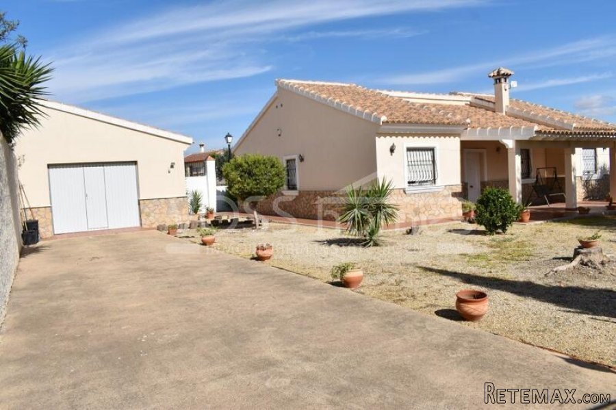 EXCLUSIVE TO VOSS HOMES - A spacious, recently decorated.. - 4