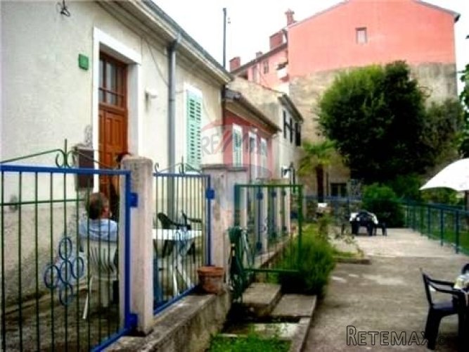 GRAĐEVINSKO ZEMLJIŠTE ZA IZGRADNJU 30 STANOVA - 3