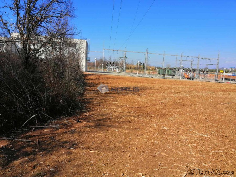 Poreč-industrijska zona Kukci-građevinsko zemljište