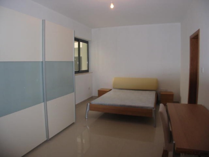 Flat, Luxurious Finish