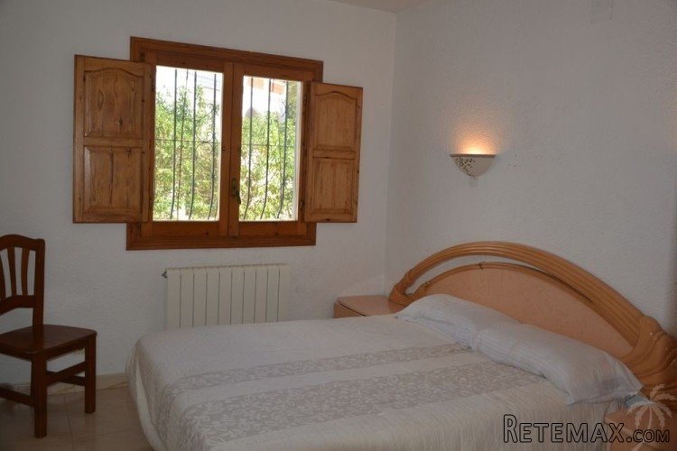 Reduced from 399,000 Euros for a quick sale! This villa of.. - 8