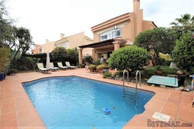 3 bedroom property near Andalucia Back..