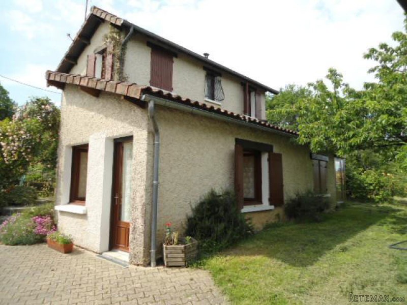 3 Bed Village House With Garden..