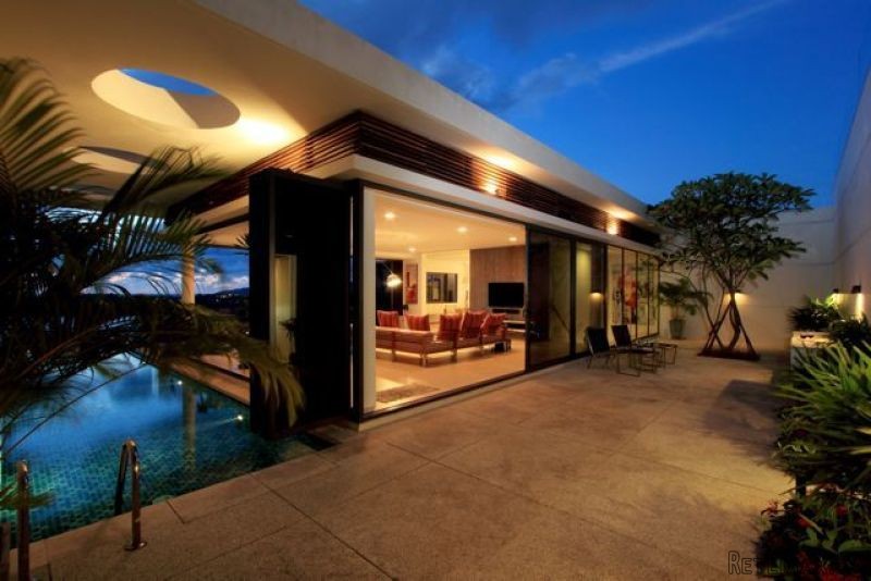 Ultra-Modern Sea-View Penthouse..