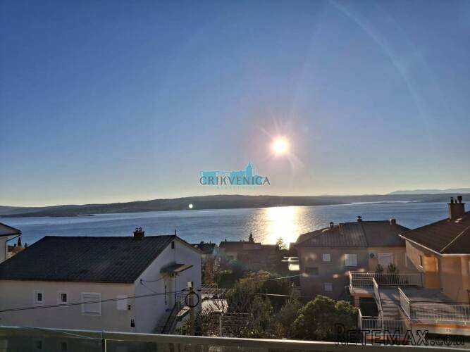CRIKVENICA - AKCIJA - NOVOGRADNJA S POGLEDOM NA MORE!
