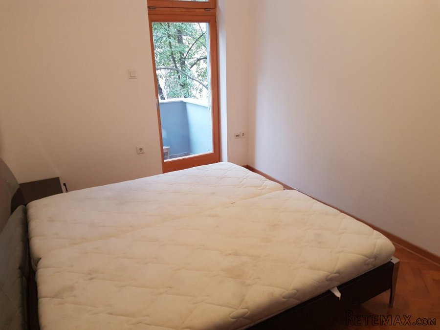 Kanarevo brdo LUX opremljen uknjizen - 9