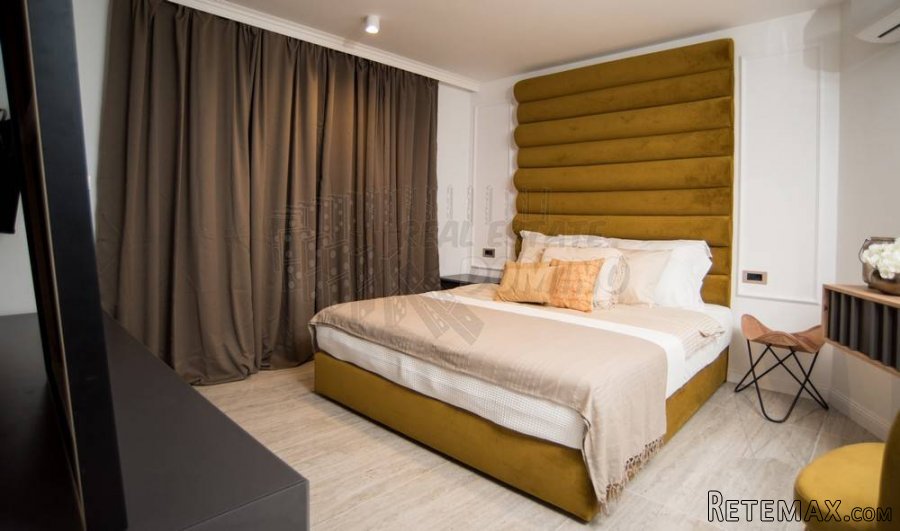 Prekrasni dvoetažni apartman s bazenom! - 9