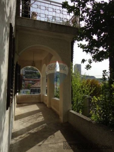 BANDEROVO OBITELJSKA KUĆA SA DVA STANA - 2