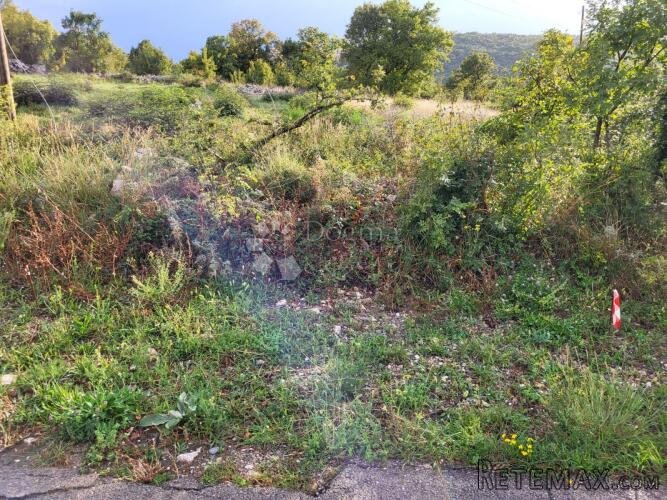 Građevinski teren na mirnoj lokaciji - 2