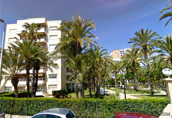 Large apartment by the sea, TorreviejaEntrance with a.. - 2