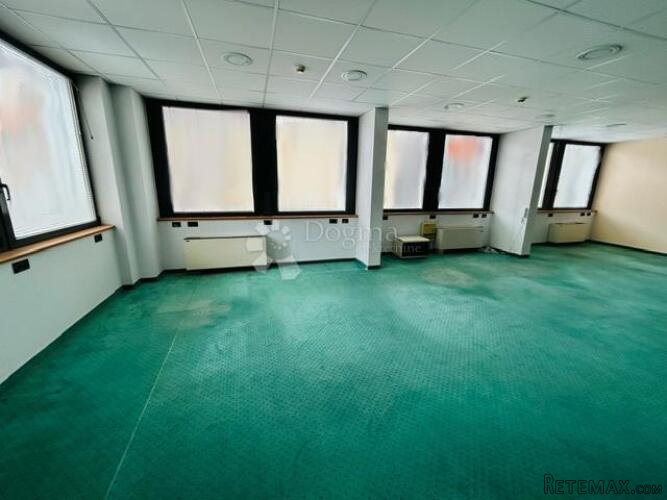 Poslovni prostor u užem centru Rijeke - 2