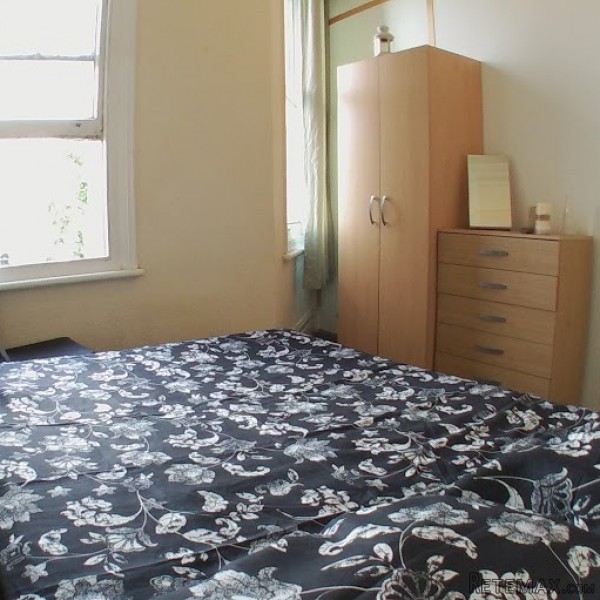 Cozy And Bright Double Bedroom Near..