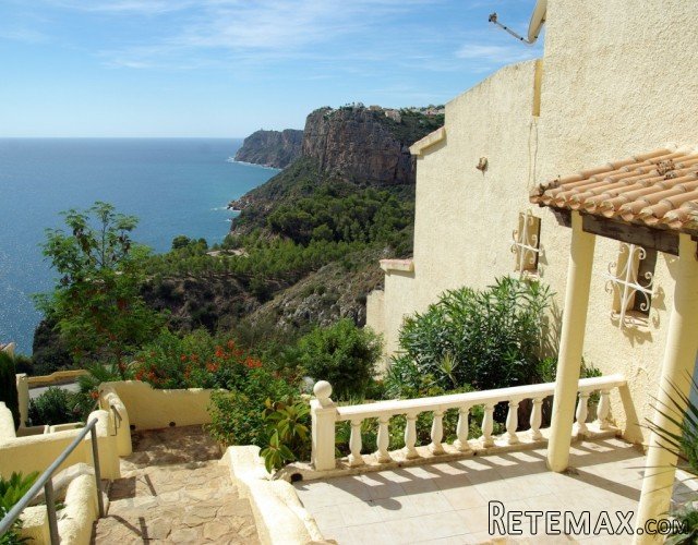 Seafront apartment located on the Cumbre with spectacular.. - 3