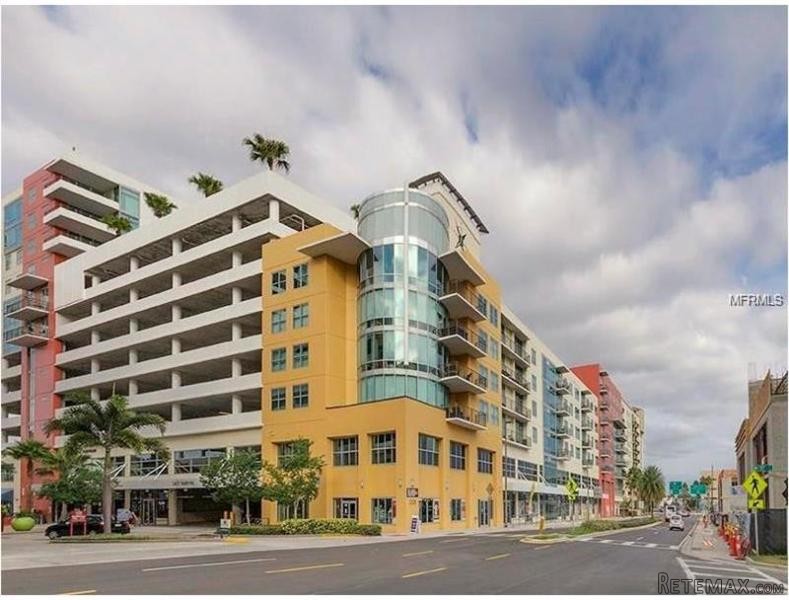 1 bedroom Property For Sale: 1208 EAST..