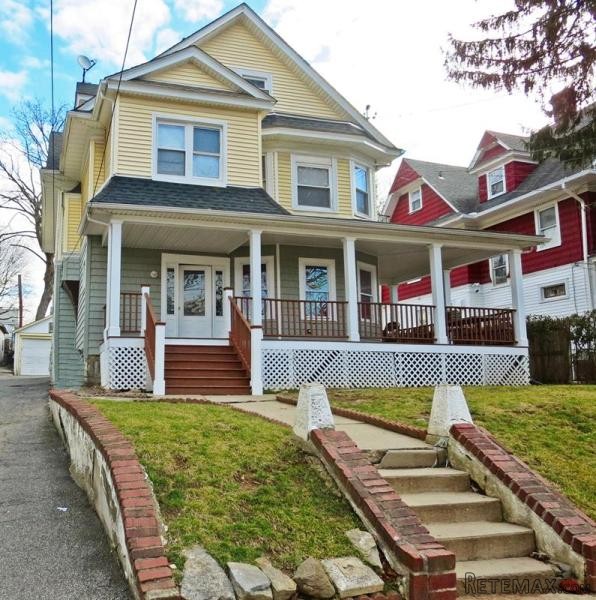 5 bedroom Flat For Sale: 84 Waller..