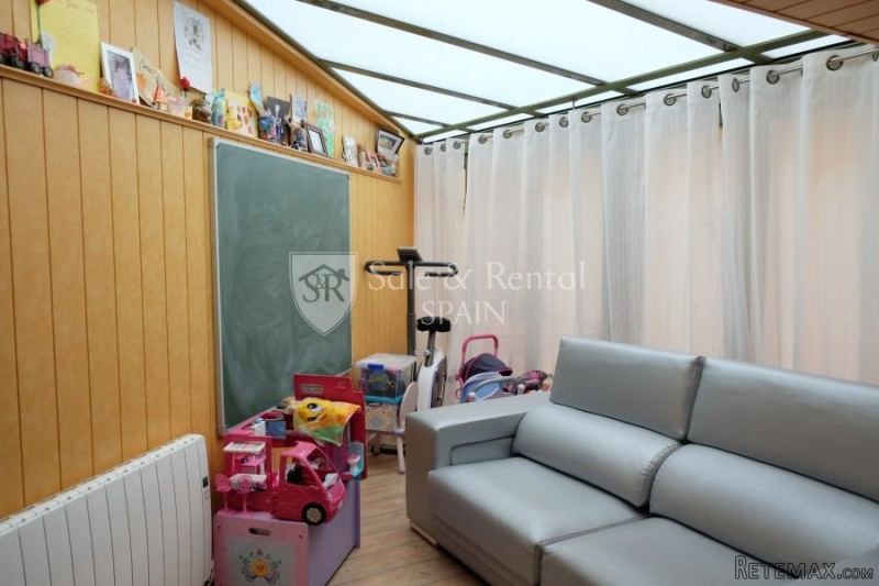 Fantastic Ground Floor In The Center Of.. - 2