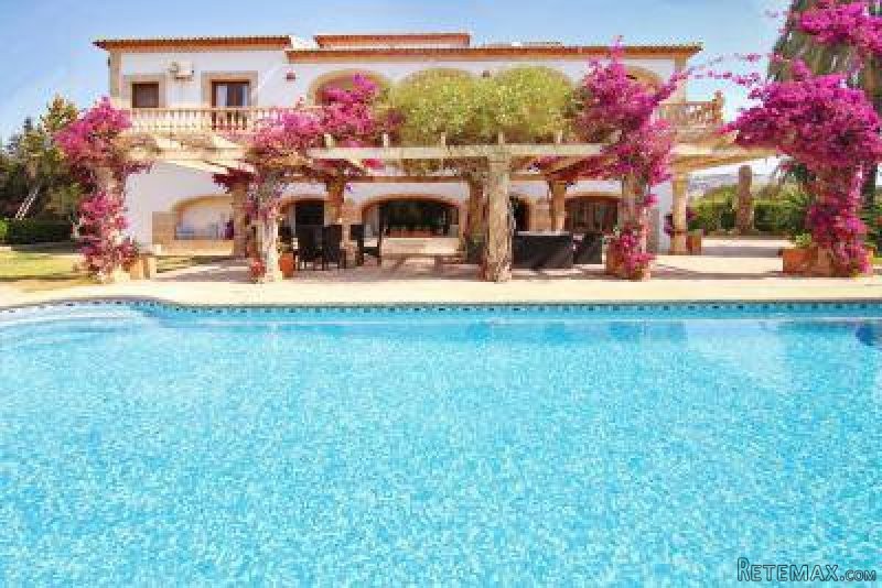 Magnificent finca with extraordinary..