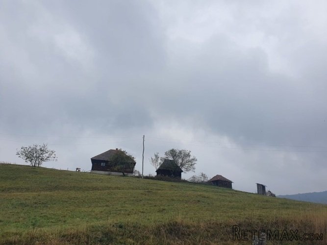 Na prodaju plac 40 ari sa starom Chalet kucom na Zlatiboru - 5