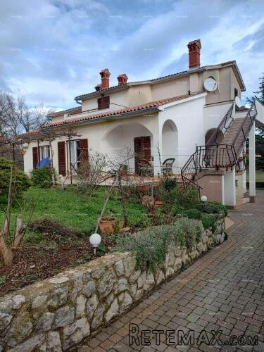 Okolica grada Labina, samostojeća.