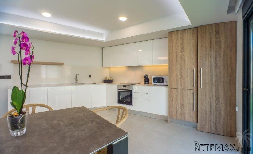 Beautiful, luxurious villas in a nice environment with many.. - 3
