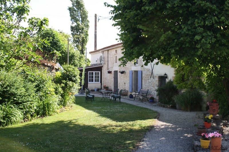 Character Renovated Farmhouse With 2..