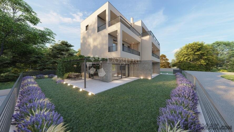 UMAG OKOLICA, MODERNA KUĆA U NIZU - 3