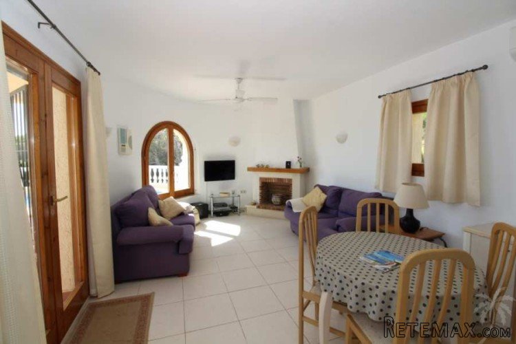 Well maintained detached villa with fantastic panoramic sea.. - 4
