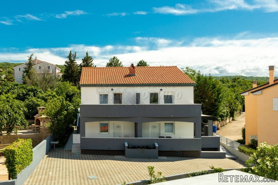 Prekrasna dvojna kuća s bazenom 100 metara od mora! Soline! - 5