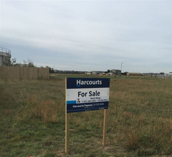 Sections in new subdivision! - 2