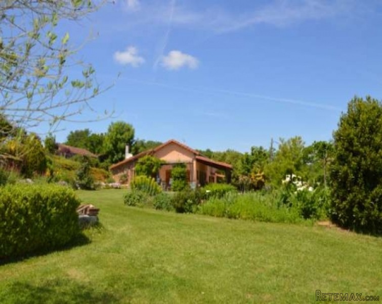 Restored Farmhouse Set On 12 Hectares.. - 2