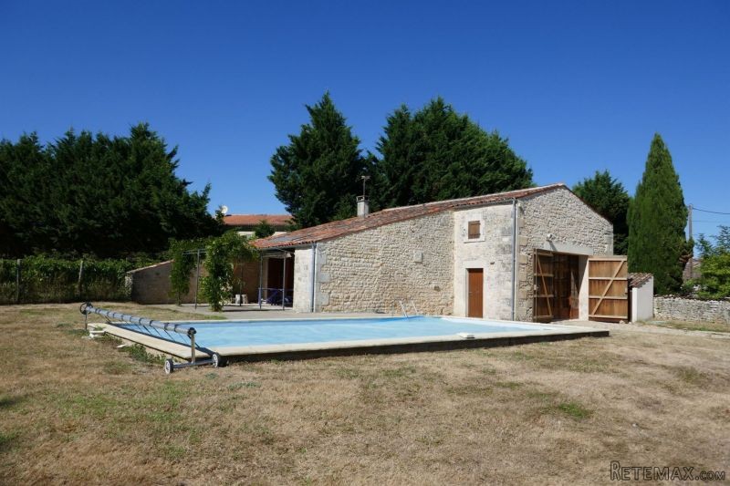 Sale House Gemozac (17260) Champagnolles