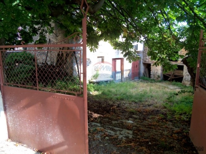 Kamena kuća za adaptaciju blizu Poreča i 300 m2... - 4