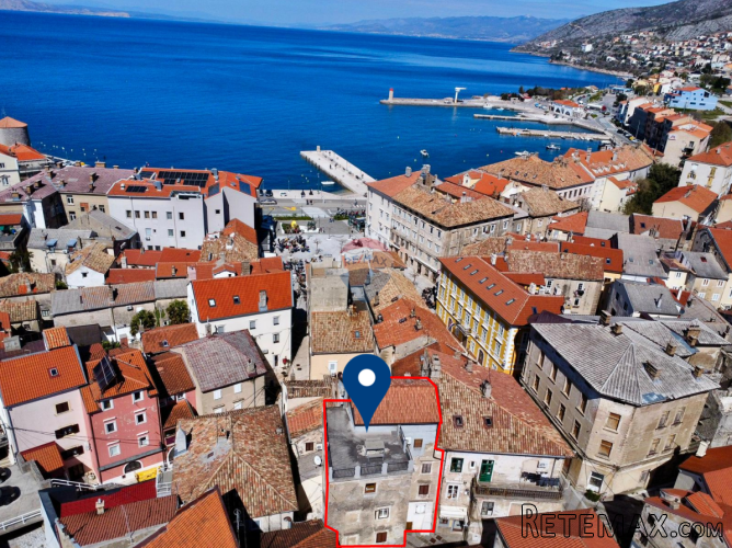 Senj, centar - dvoetažni stan u strogom centru grada - 2