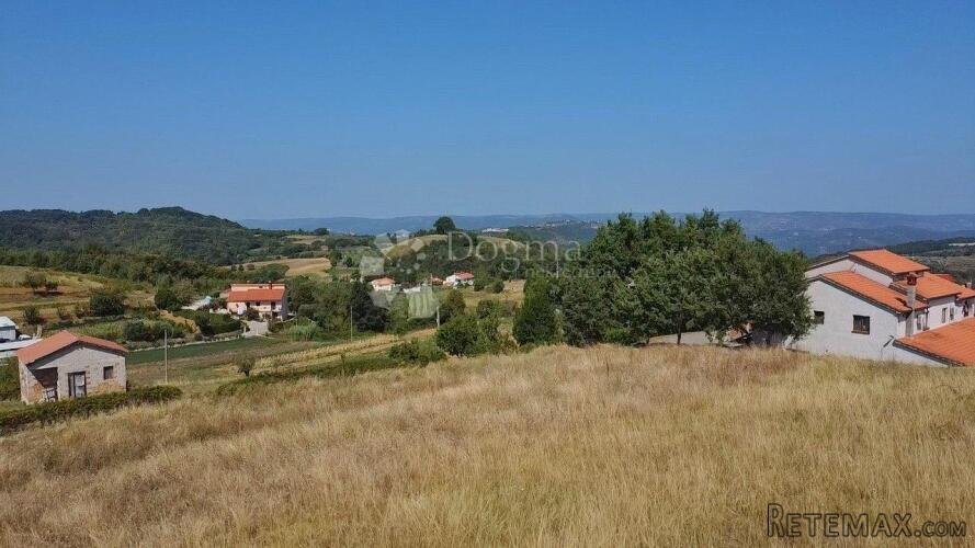Fantastično zemljište s građevinskom dozvolom i prekrasnim p - 3