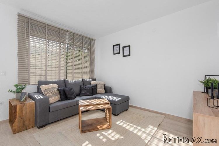Apartamento está totalmente reformado con muebles.. - 4