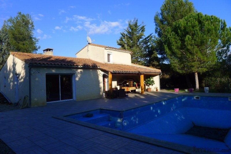 Single Storey Villa With Swimming Pool - 2