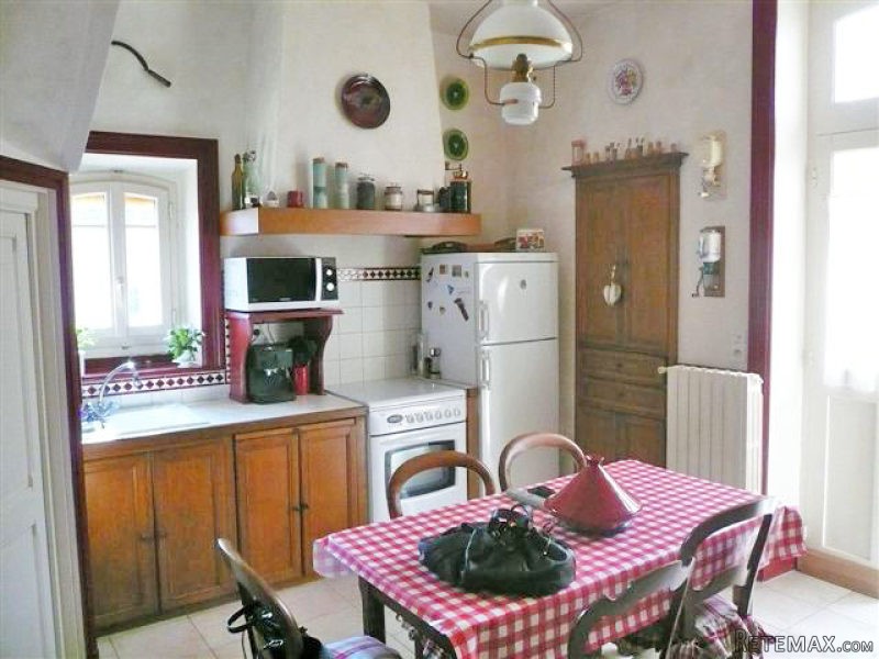 Townhouse In The North Dordogne : 3.. - 2