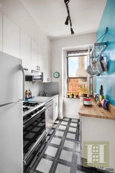 2 bedroom Apartment For Sale: 102 WEST.. - 2
