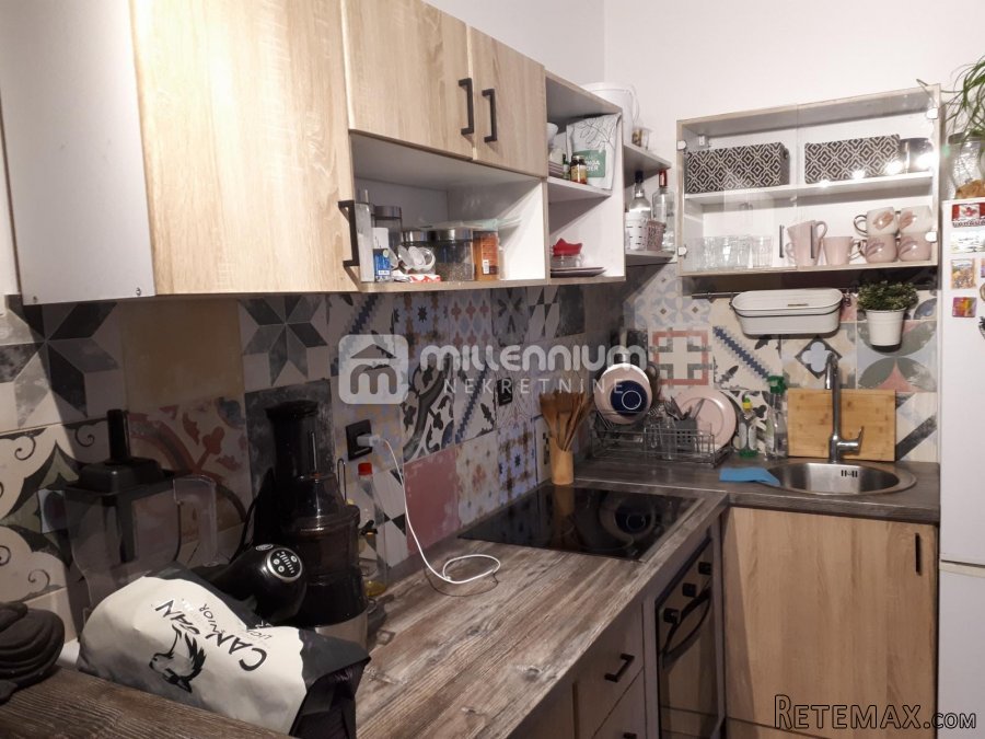Ika, 89m2, dvije stambene jedinice, bazen, parking - 8
