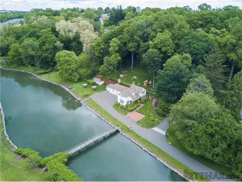 Property For Sale: 31 MEADOW WOOD..
