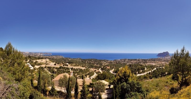 Building plots with sea views in Benissa