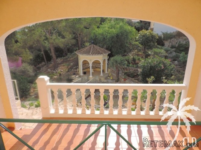 The Villa is located on the Montgo and has a very nice.. - 2