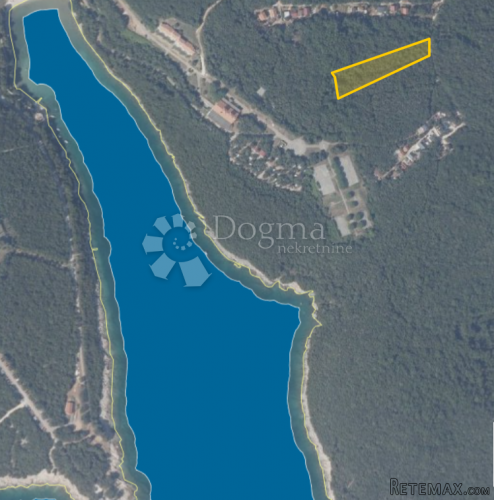 Zemljište na atraktivnoj lokaciji 100m od mora - 2