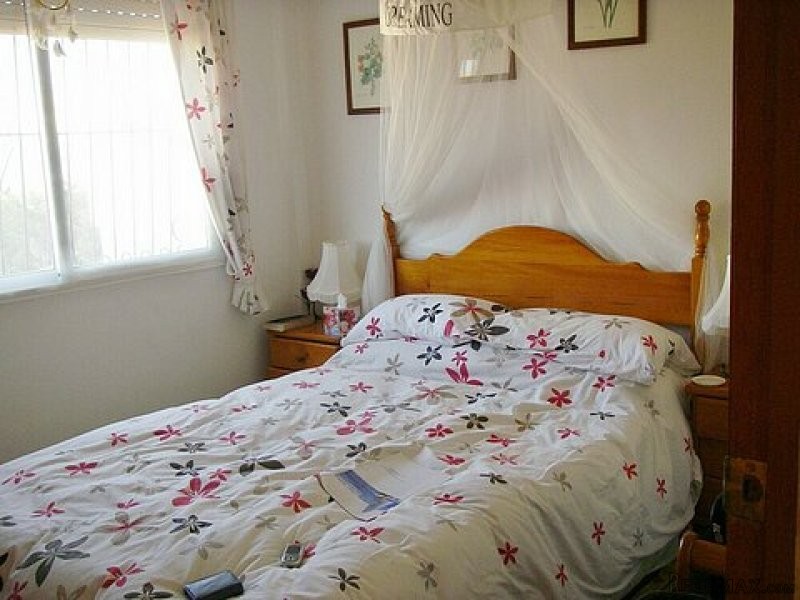 4 BED BEACH LOCATION - DETACHED VILLA - 2