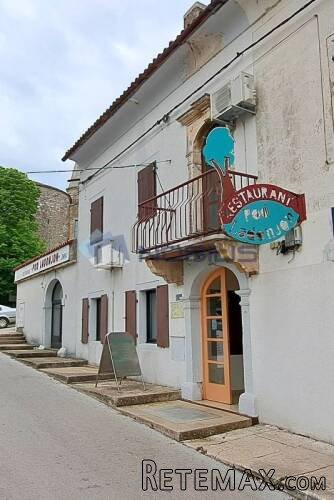 Žminj - centar, uhodan restoran 385 m2 + stan 65 m2 - 5