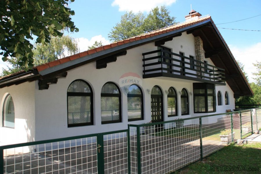 Ogulin, Josipdol, kuća sa pomoćnim objektima i mlinom